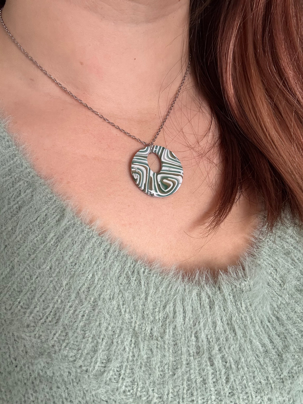 Collier spirale vert