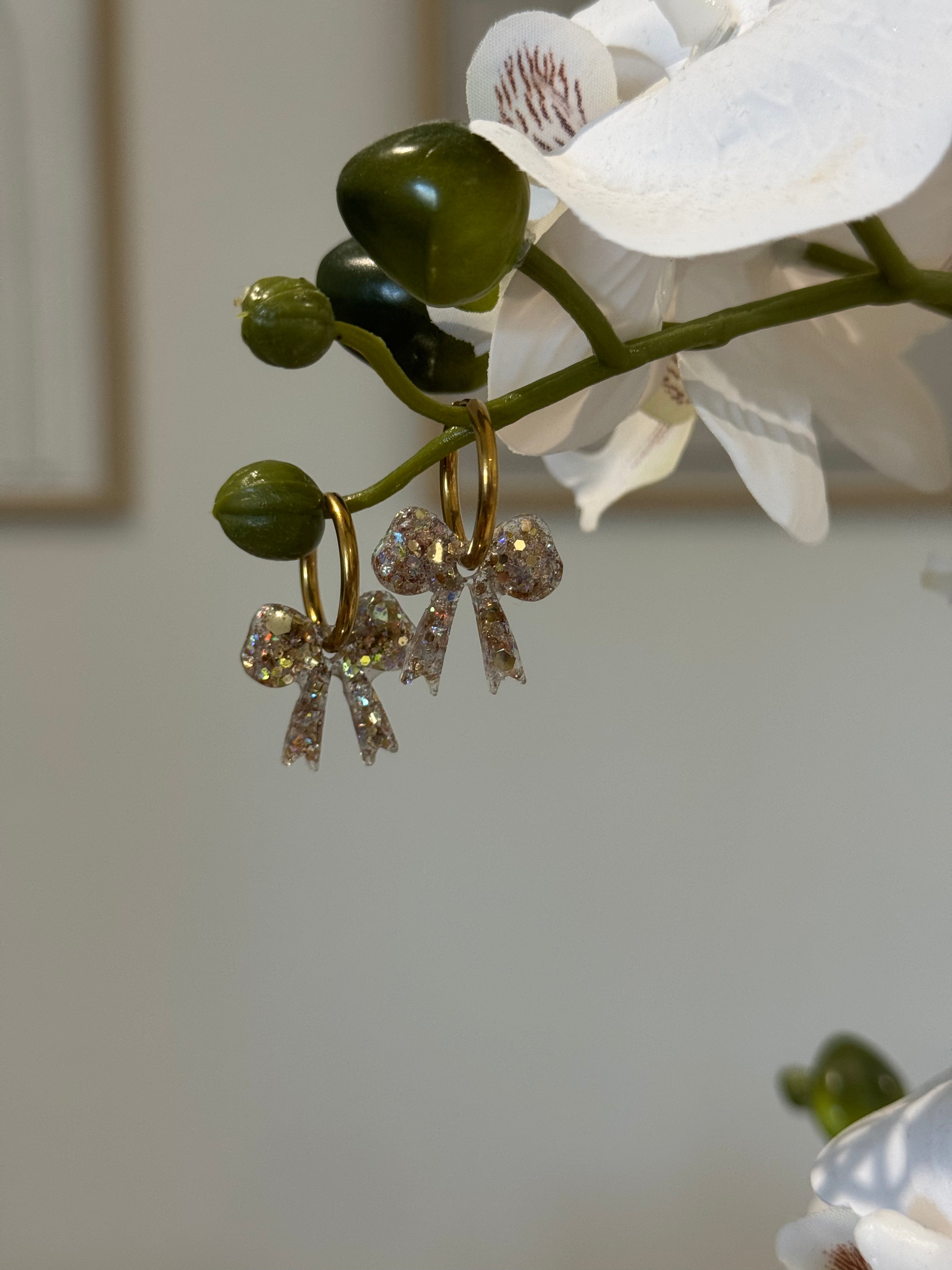 Noeud dorée paillette