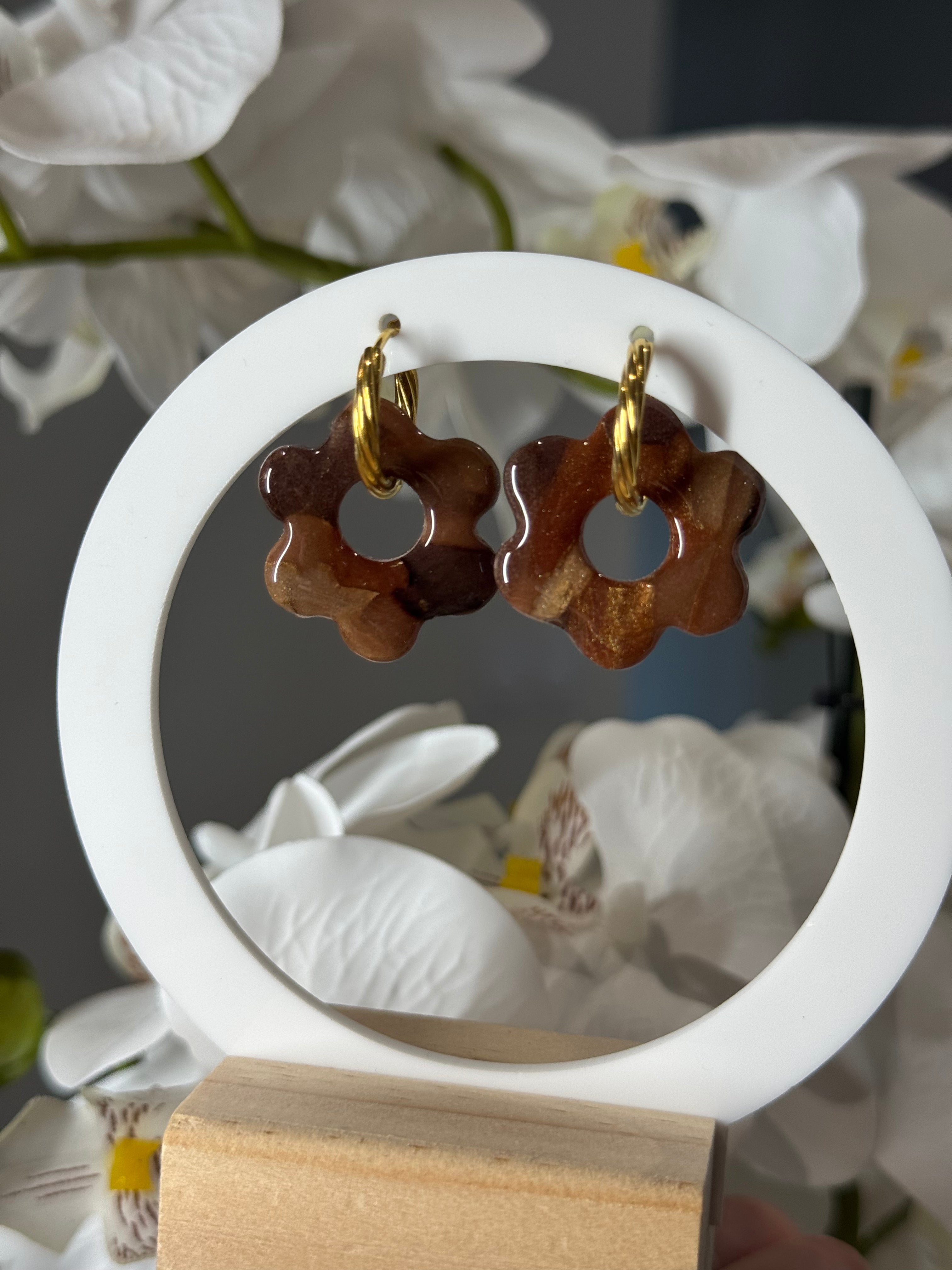 Flora marron tricolore