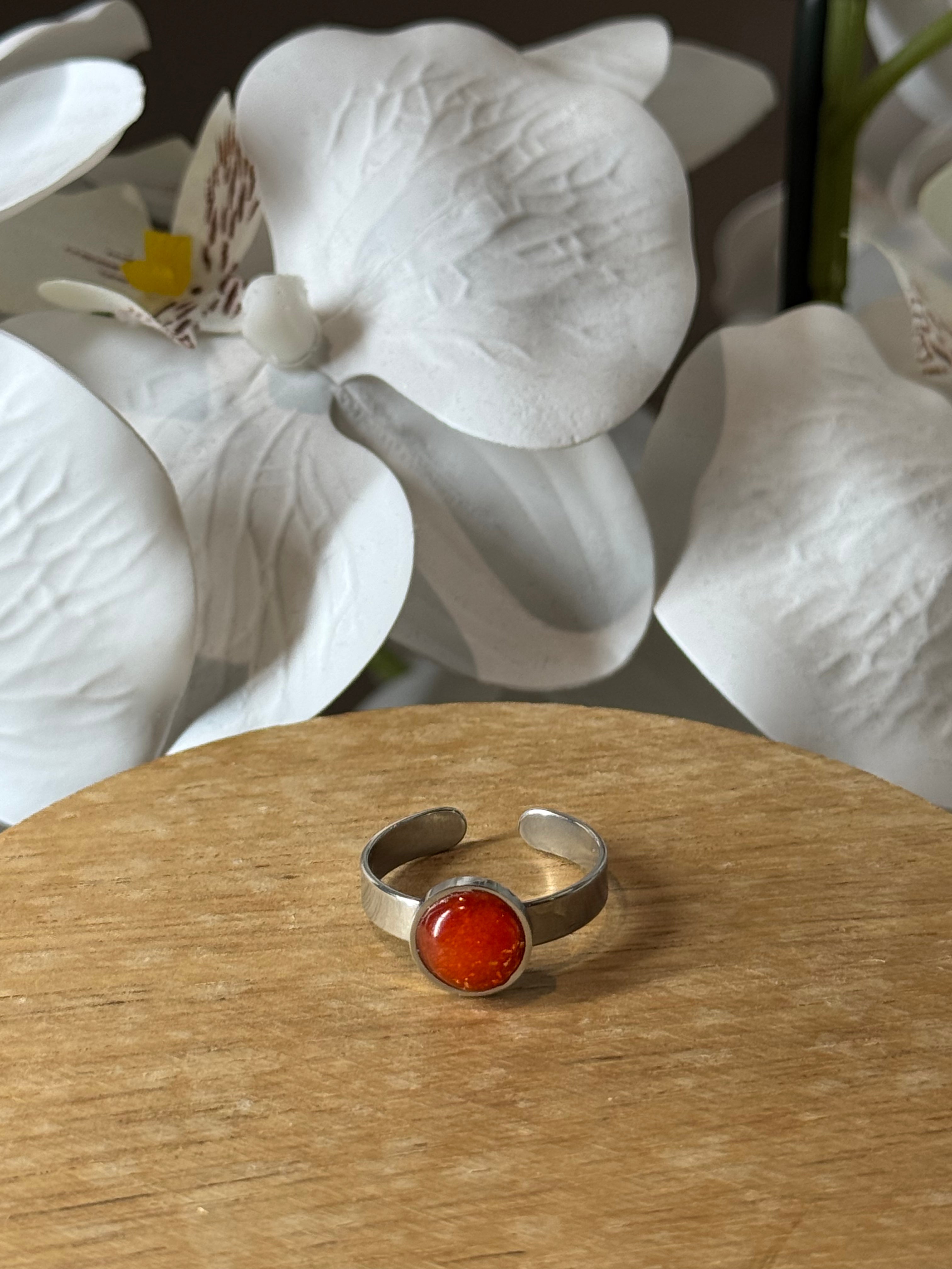 Bague argentée orange
