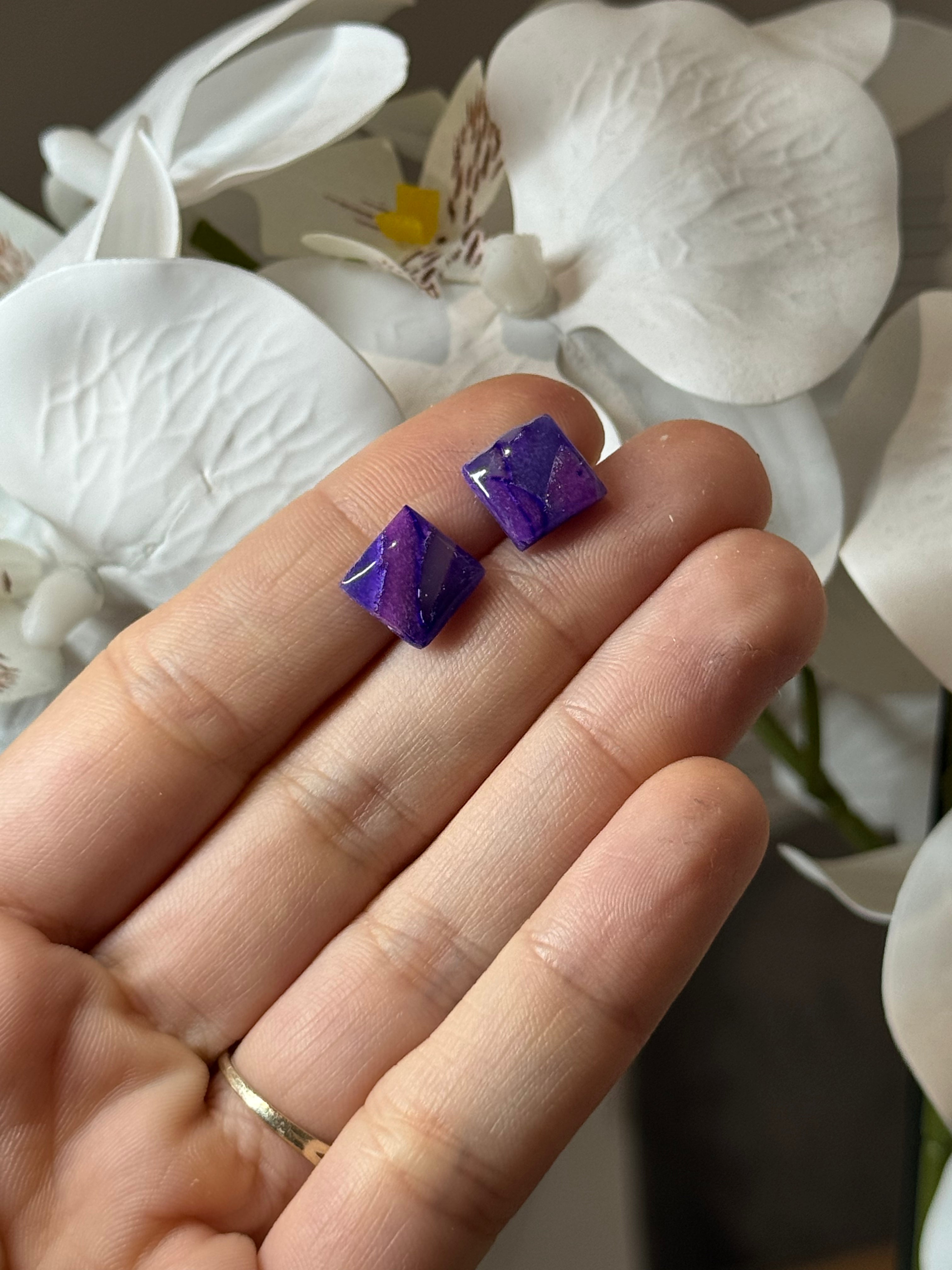 Puce carrée améthyste