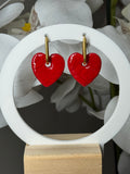 Gros coeur rouge motifs relief