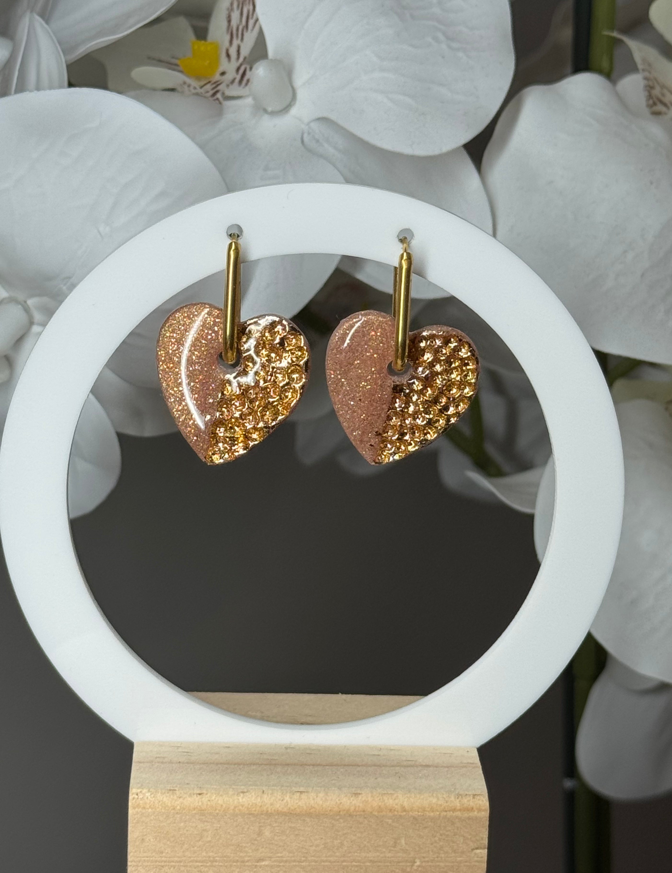 Gros coeur martelé doré