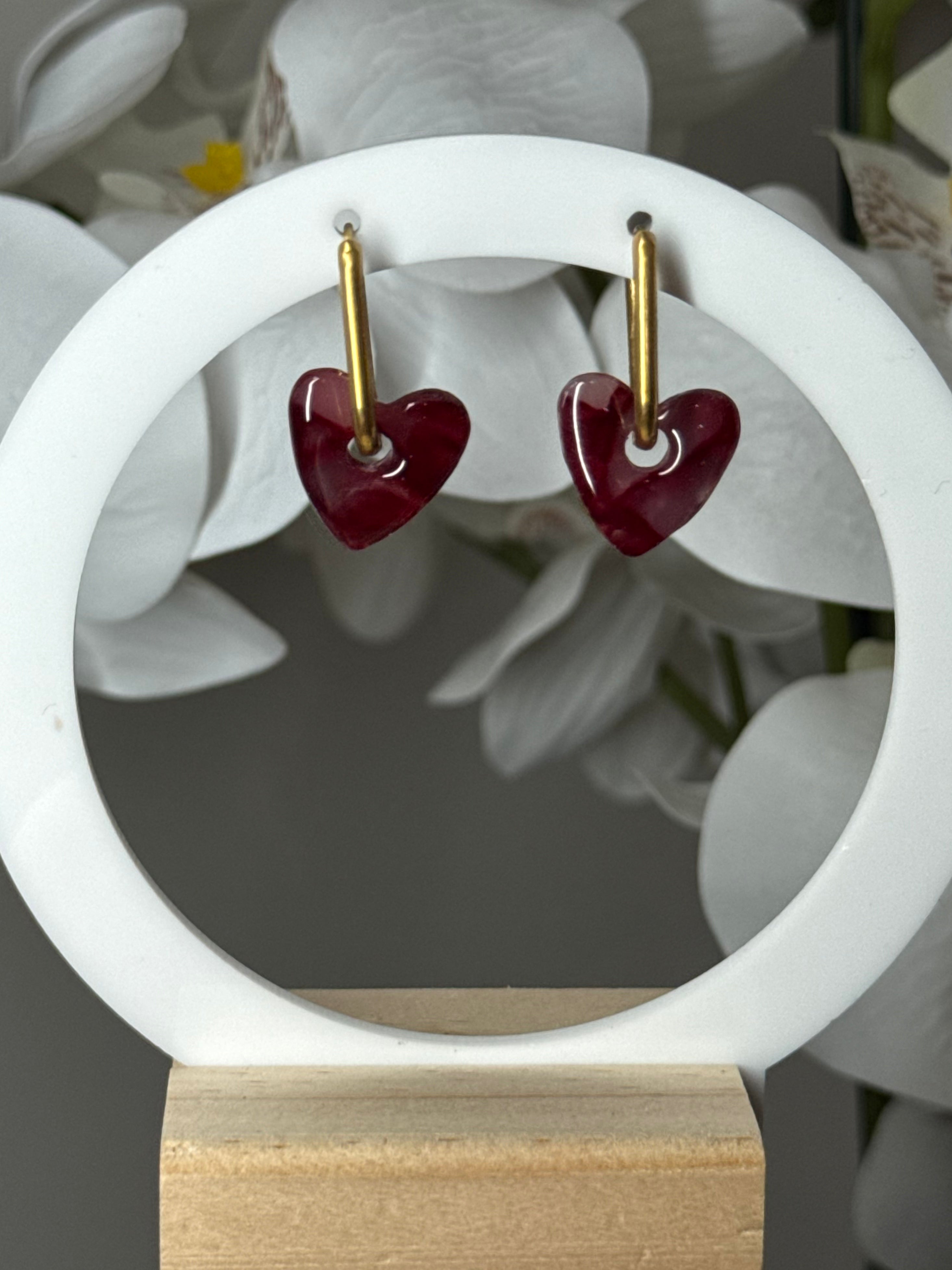 Petit coeur bordeaux translucide