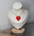 Collier rouge relief