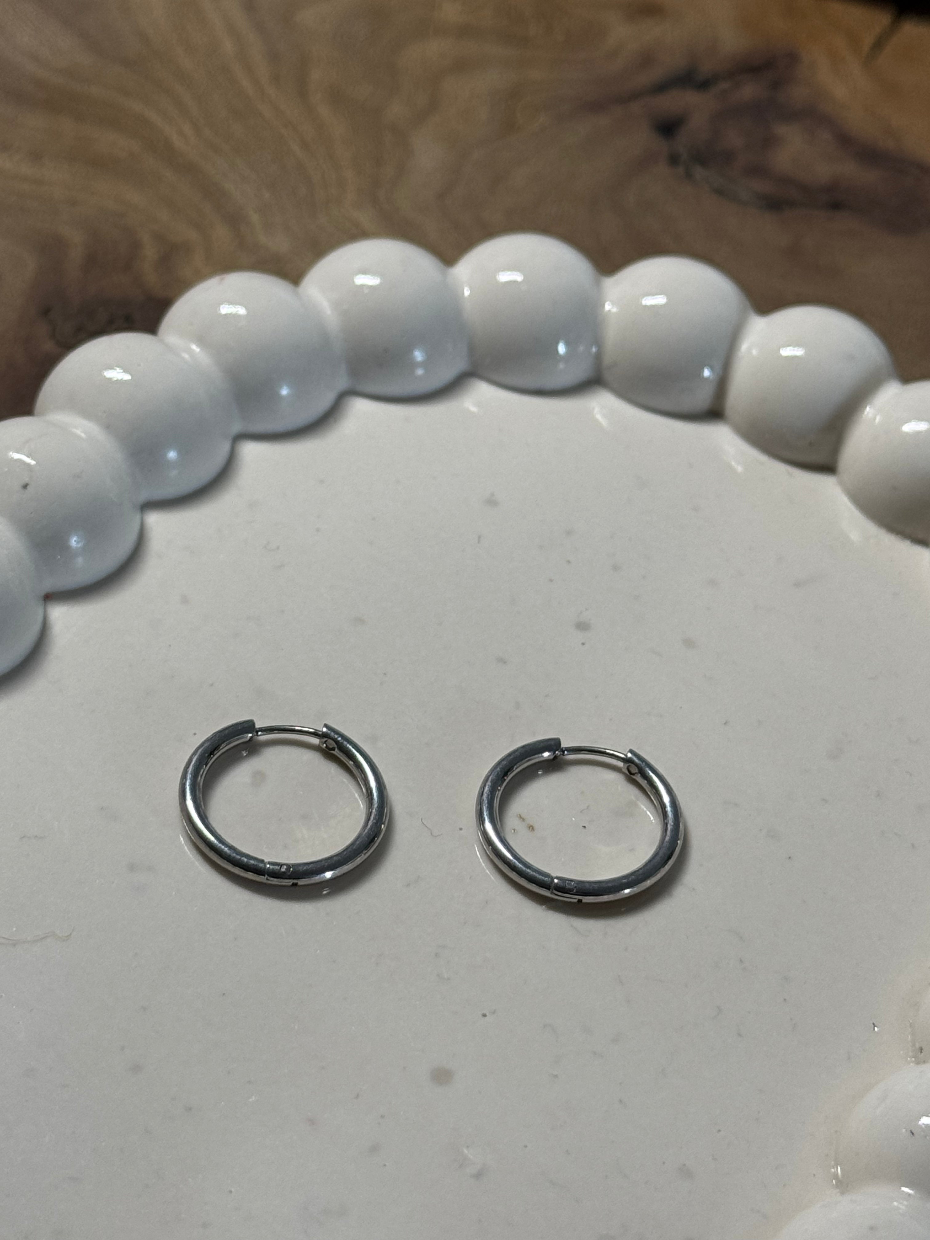 Créoles argentées 18mm