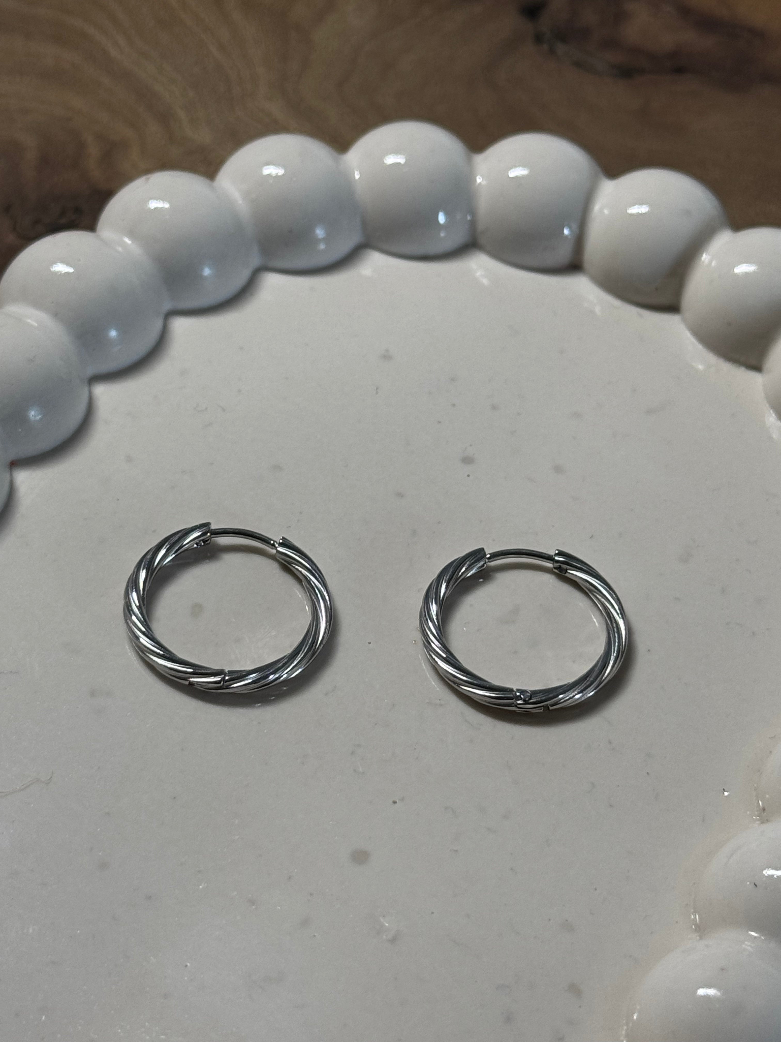 Créoles torsadées 21mm