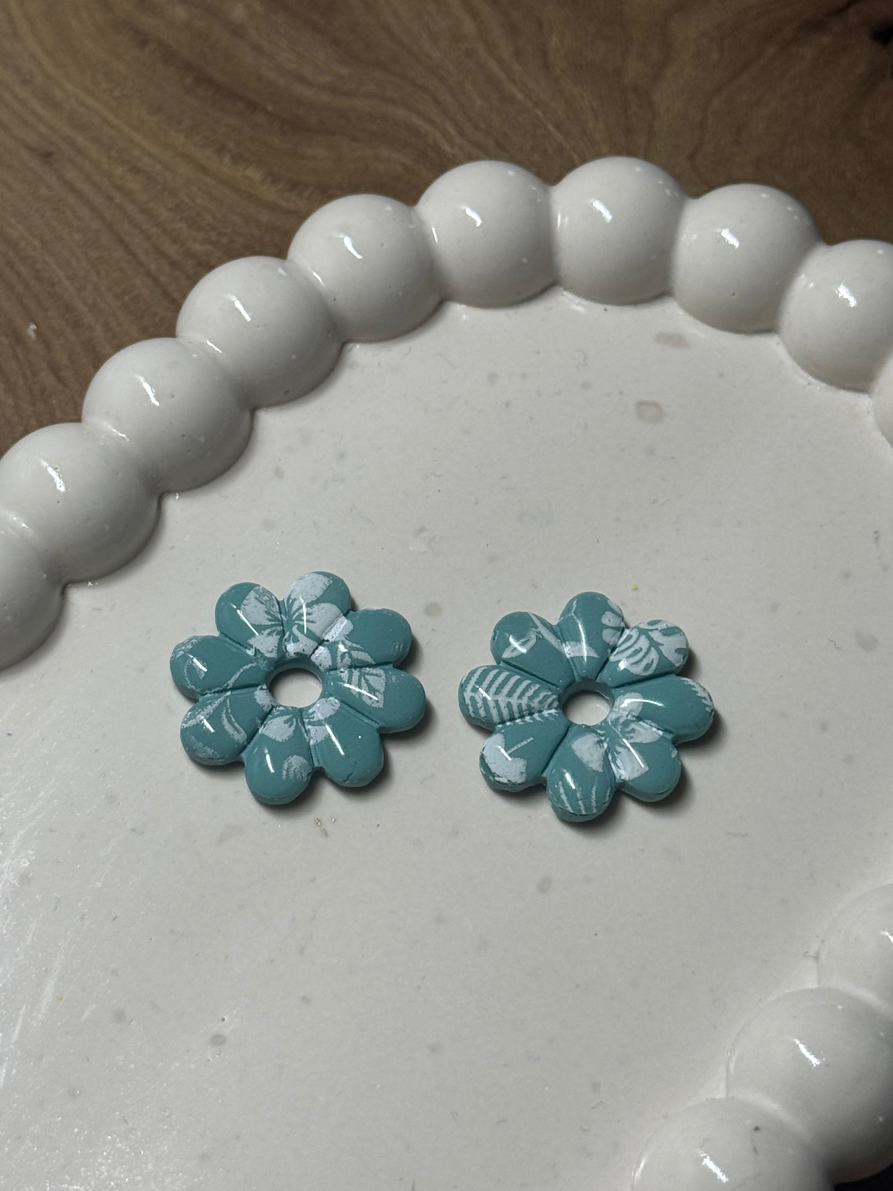 Marguerite motif blanc