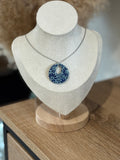Collier motif fleur